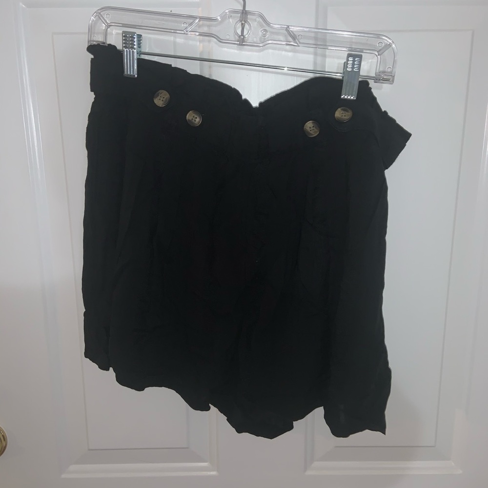 American eagle black shorts